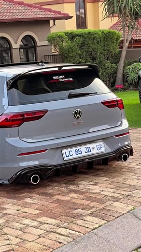 Innovative Airlift Techniques for Custom Cars