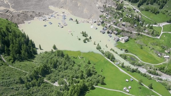 Luftaufnahmen zeigen Ausmaß der Zerstörung in Blatten