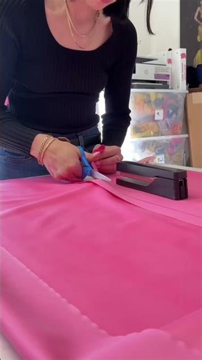 Come make our infamous inflatable dress with us! #inflatablefashion #tabbedesigns #emergingdesigner