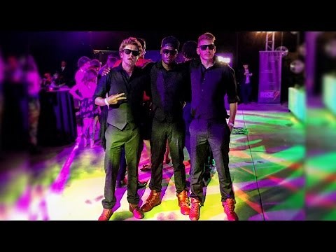 CRAZY MANSION PARTY W/ OOMPA LOOMPAS AND MERMAIDS!