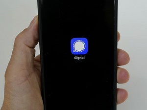 What is Signal, the chat app used by US officials to share attack plans?