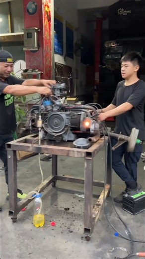 VW Beetle Air-Cooled Engine Start-Up Test #viral #automobile #machinist #offroad #mechanik