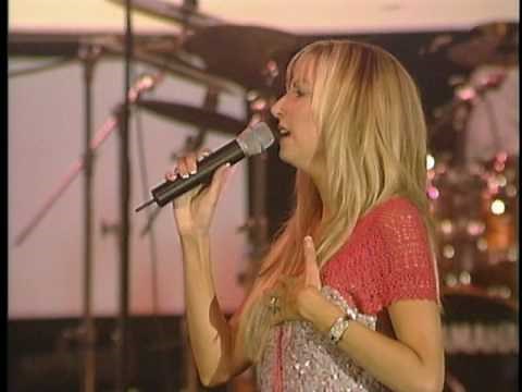 Martha Munizzi - What he's done