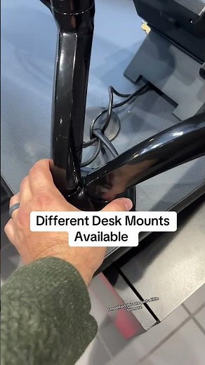 Dual monitors for a cozy, clutter-free workspace