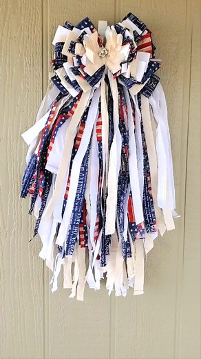 Got a new rag bow listed. This patriotic rag bow is perfect for 4th of the July, Veterans Day, Memorial day, or even everyday to show American pride. Rag bows can be used in wreaths, curtain tie backs. to hang on the backs of chairs, weddings, so many uses. This is listed in my Etsy shop. Here is the link https://curlyquecreationsco.etsy.com/listing/4295619781 #Patriotic #patrioticdecor #PatrioticStyle #4thofjulydecor #4thofJuly #VeteransDay #mnbcreations #MemorialDay #memorialdaydecor #ragbow #