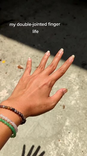 Exploring the World of Double Jointed Fingers: My Unique Finger Life