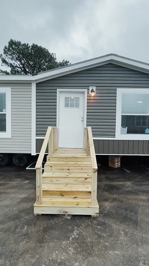 Check out all of the SPACE 🚀 the Ruby has to offer! The Ruby 4 bed / 2 bath / 2,280 sqft by #BravoHomeBuilders only available at #RegionalHomes! #CustomBuilt #ManufacturedHomes #NorthCarolina #SouthCarolina #Florida #Alabama #Mississippi #Lousiana