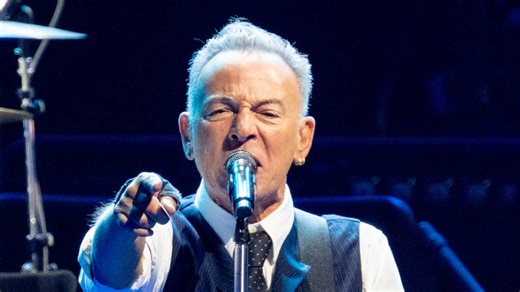 Bruce Springsteen's band weren't prepared for his now-famous anti-Trump speech in Manchester