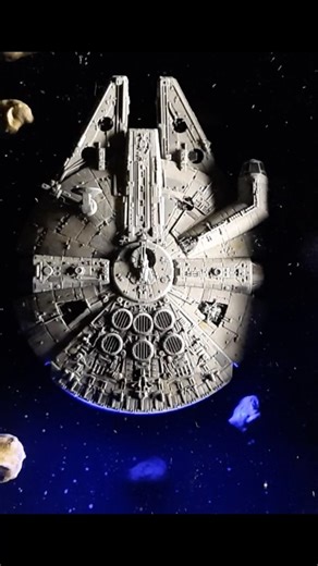 Cinematic Millennium Falcon Diorama B-Roll 🚀 #starwars #scalemodel #modelbuilder #3dprinting