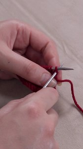 Comment AJOUTER DES MAILLES au niveau des aisselles ? #tricot #tricotaddict #tricoter #tricolovers #triconautes #tutotricot #tricotfacile #apprendreatricoter #tricotage #monterlesmailles | Les Triconautes