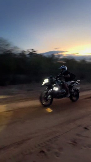 A famosa mãe De Todas🐳😍🔥 . . . . . . . . . . . #bmw #bmw1200 #moto #motocross #244