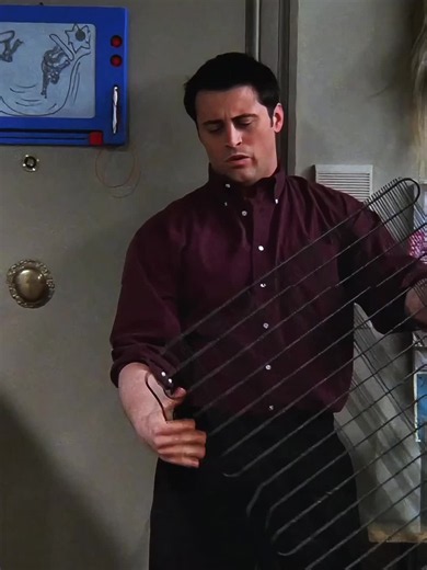 This show is so underrated but so relatables. Friends never fails to make me laugh.#fyp #friends #friendstvofficial #friendstvshow