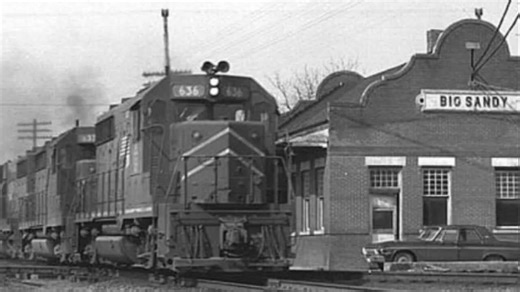 How a hill and a railroad created an East Texas town