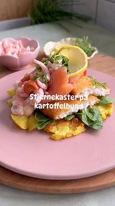 En lækker og lidt anderledes omgang stjernekaster- nemlig med en knust kartoffelbund, skøn og let aftensmad til de næste mange dages sommervejr ☀️link til opskrift i kommentarfeltet | Madmusen