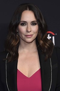 On la connait grâce à de nombreuses séries, mais que devient aujourd'hui Jennifer Love Hewitt ? | Télé Loisirs