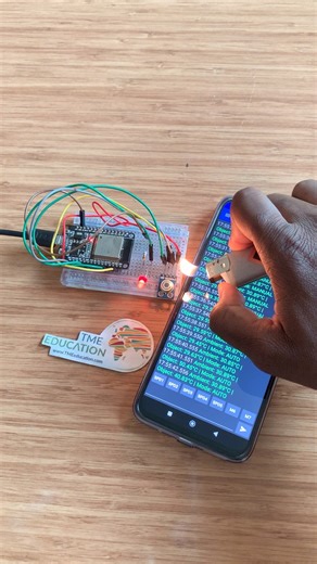 Requêtes de données du capteur MLX via Bluetooth | Contrôle de l’intensité de LED via Bluetooth et automatiquement | Méchant Circuit