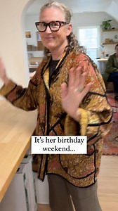 It’s her birthday and she’ll SIGN if she wants to!✨🎉 Vicki’s personally signing prints for the first 50 people to use code SIGNED at checkout! 👉🏼 Go pick your signed print! sistergolden.com | Sister Golden