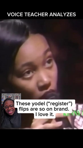 @Monica🖤 singing for @Whitney Houston x EXHALE (SHOOP SHOOP) / 🎥 via bobbyxwhitney on IG 💫 #whitneyhouston #waitingtoexhale #rnbvibes #monica #monicadenise #singing #vocals