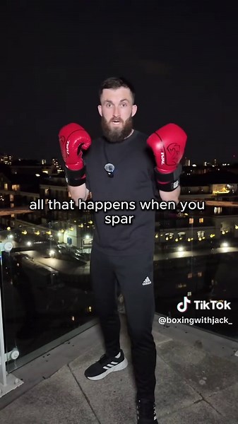 Beginners often make the mistake of lunging into attacks. This just leaves them exposed for a counter, and it also often telegraphs their attack. Instead, creep into range with small steps. Use your lead hand to touch at your opponent’s gloves & gauge distance. #boxing #boxingtips #boxinglifestyle #boxingcoach