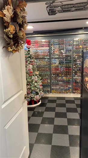 Diecast Dungeon on Instagram: "IT’S A CARS CHRISTMAS🎄🎄 #pistoncup #disneycarscollector #disneycars3 #disneycarscollection #disneypixarcars #pixarcars #disneycars #mcqueen #disneystore #hotwheels #christmasseason #christmastree #jdm"