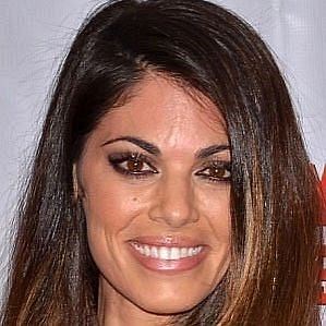 Lindsay Hartley Boyfriend 2026: Dating History & Exes - CelebsCouples