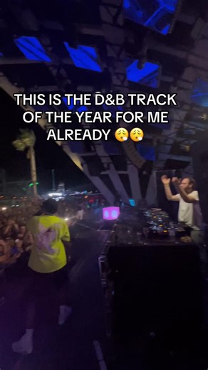 CHASE & STATUS X BOU .. THE TRACK OF THE YEAR FOR ME ALREADY MATE 😮‍💨😮‍💨🔥🔥 @chaseandstatus @Bou #dnb #festival #dnbdj