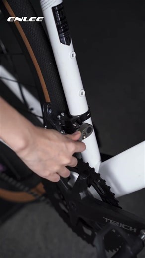 Stop dropping chains mid-sprint! 🚴‍♂️💥 #enlee #bikeproducts #bicycle #bikeaccessories #bikelife #mtb