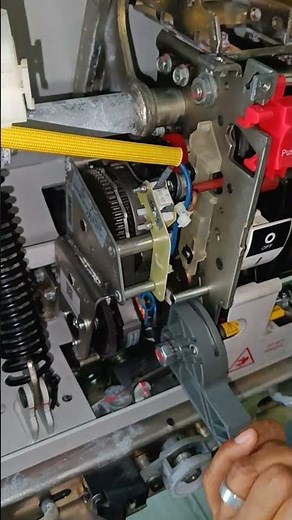 Air Circuit Breaker Working Principle inside