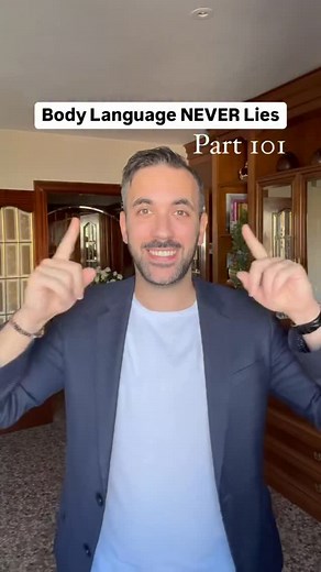 Stefano | Consumer Psychology on Instagram: "Comment ‘DECODE’ to get Free access to the Body Language Platform And Get to Read People Like a Book in ANY Situation! Body Language NEVER Lies! 💯 Did you know the psychological meaning of these signs? #nonverbal #bodylanguage #nonverbalcues #consumerpsychology #performancemarketing"