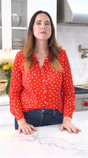 166 reactions · 8 comments | Ever wonder when to switch on your oven fan? Make sure you’re using it at the right times; these tips will help you perfect your baking! #baking #bakingrecipes #bakingtips #bakinghacks | Bigger Bolder Baking | Facebook