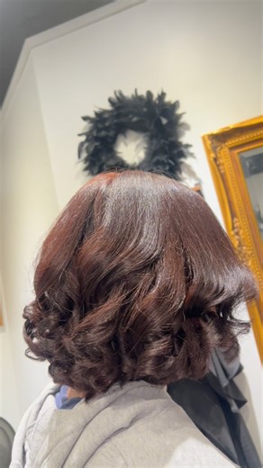 All Over Color | Single Process | Trim ✨ @pravana Chromasilk, no lightener used to achieve! #columbushairstylist #columbushair #columbushairextensions #colorist #columbuscolorist #ohiohairstylist #ohiohair #ohiocolorist #thecutlife #ohiohairextensions #naturalhair #ohionaturalhairstylist #healthyhairjourney #silkpress #columbusnaturalhairstylist #kenraprofessional #pravana #kenraproducts #redgingerhair #copper #blackgirlgingerhair #fallhairtrends #fallhaircolor #coppermahogany #chromasilk #prava