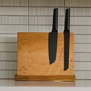 Hundreds of thousands of people turn their creative ideas into reality with Glowforge lasers. From amazing customized wedding coasters, to engraving your friend’s name on a grain of rice, to even furniture perfectly crafted just for you, Glowforge does it all. Come see what you can create. | Glowforge