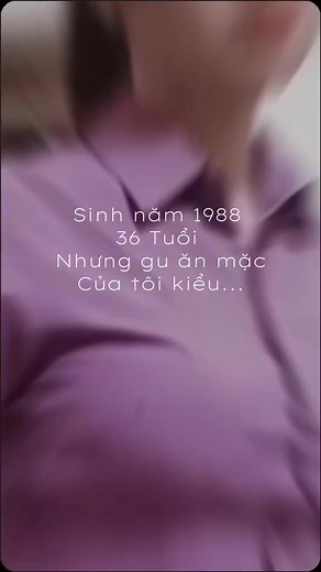 1.9M views · 10K reactions | 37 tuổi tính thêm tuổi đẻ là 38 nhưng gu ăn mặc của tôi kiểu☺️☺️☺️.Hơi quê nhưng tôi thích 殺藍 | Loan Nguyễn | Facebook