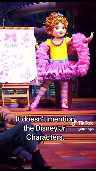 Disneyland Paris news! Disney Dream Factory returns in February 2026 in the Studios (to be renamed Adventure World). It will be a new version called Minnie's Dream Factory, featuring also Donald & Daisy and Chip & Dale. The press releases do not mention the Disney jr. characters, so remains to be seen if Vampirina and Fancy Nancy will return as well. #disneylandparis #disneynews #disneystudios #disneyupdates #minniemouse