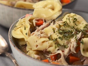 162K views · 54 reactions | CROCK POT CHICKEN TORTELLINI SOUP is the...