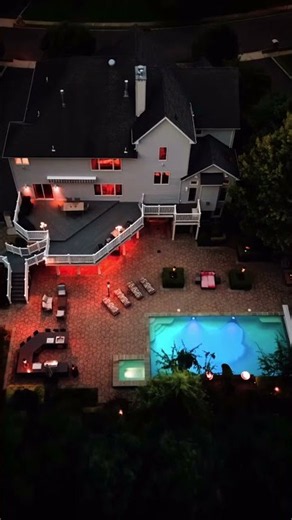 This $2M Marlboro, NJ Home Has a Backyard You Won’t Believe 🔥🏡