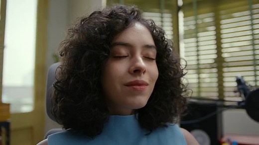 LiberNovo Omni - World's First Dynamic Ergonomic Chair