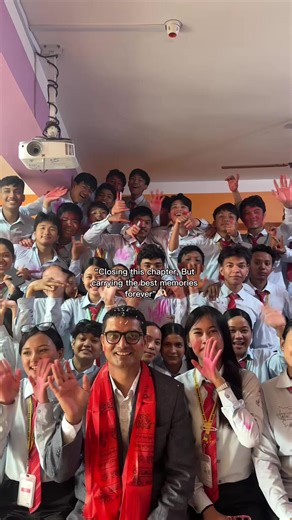 Emotional Goodbyes on the Last Day of Grade 12