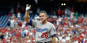 Chase jams: Utley hits slam in return to Philly