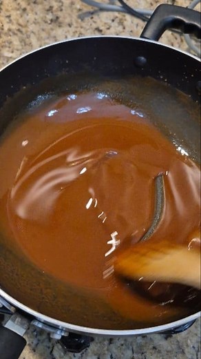 This took me an hour.. annahalf... my arms are WHOOPED from WHIPPN 💪🏾💪🏾 🦃 | London Kelly