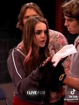 Tori *Victoria* Hits Jade *Elizabeth* With The Cane "Victorious" s1ep3 "Stage Fighting" (2010)