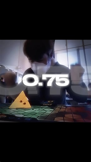 FORMER Pyraminx World Record #viral #cubing #rubikscube #record #shorts #trending