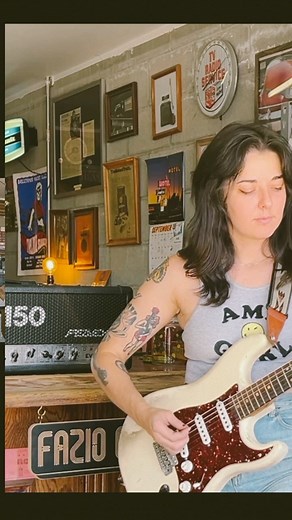 Colleen Fazio on Instagram: "Peavey 5150 ⚡️ In for a service & re-solder. Full video up on the Fazio Electric YouTube channel!"