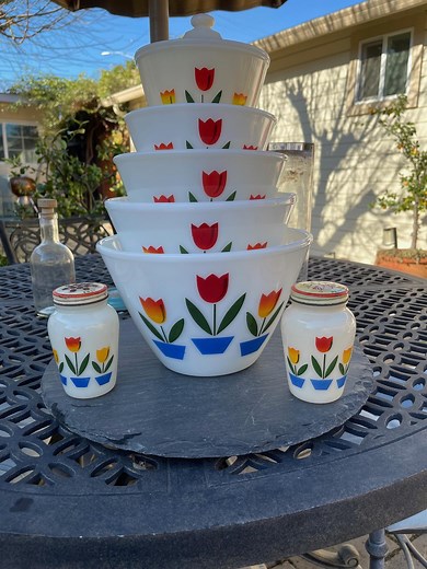 Complete Vintage Fire King Tulip Nesting Mixing Bowl Set 1940s Mid Century Kitchen Anchor Hocking Pyrex Fire King, Grease Jar, Salt & Pepper - Etsy