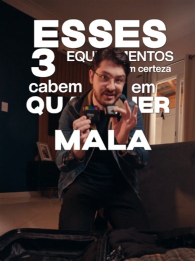 Esses 3 equipamentos da Ulanzi cabem em qualquer mala de viagem 🧳✈️ 1. VL49 — LED pequeno, potente e com qualidade incrível 2. SK20 — porque um bom tripé é indispensável 3. Mini Mic A200 — áudio de qualidade não pode faltar Qual desses você já tem? 👇