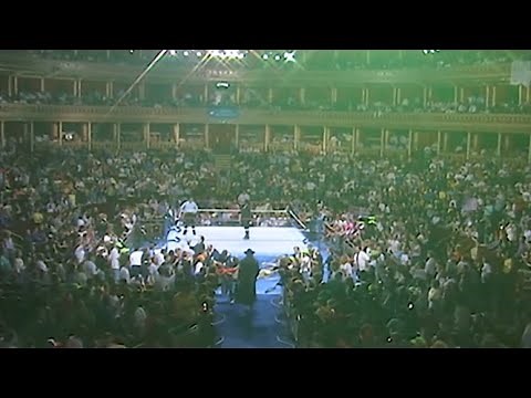 The Undertaker vs "Hacksaw" Jim Duggan - WWF Battle Royal at The Royal Albert Hall. OCT. 03, 1991.