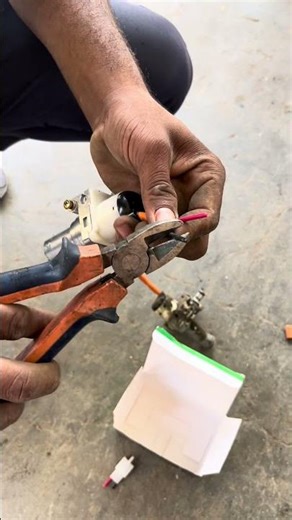 “Electric Scooter Key Switch Not Working? Fix It in 2 Minutes! ⚡🔧 #youtubeshorts #ytshorts