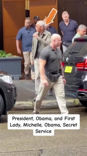 Former President Barack Obama, and First Lady, Michelle Obama, traveling abroad with Secret Service protection. #security #closeprotection #executiveprotection #vipprotection #protection #securityguard #protector #bodyguards #securitydetails #personalsecurity #personalprotection #privatesecurity #dignitaryprotection #dignitary #diplomaticsecurity