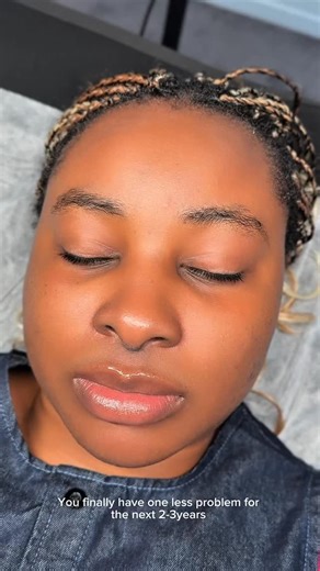 24 reactions | The ladies are tired of struggling with their brows •Procedure: (New Set) Powder Ombre Brows •Session Duration: 2hrs 30mins •Longevity: 2-3years •Pain level (for this client): 3/10 •Healing duration: 10-14 days •Brows lighten up to 40-50% after healing •NOT SUITABLE FOR PREGNANT/ BREASTFEEDING MOMS Now booking July ending / August #yycombrebrows #powderombrebrows #calgarybrows #yycbrowlamination | RTM Beauty and Makeup | Facebook