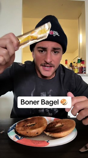 Royal Honey: How Long Does It Take To Kick In? (Boner Bagel Experiment)